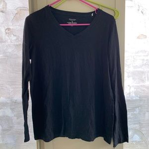 Black long sleeve shirt size L